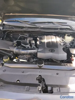 2011 Toyota 4 Runner — foto 4 / 4