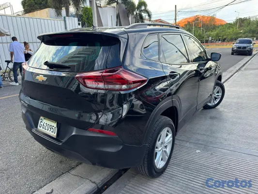 2023 Chevrolet Tracker — foto 6 / 10
