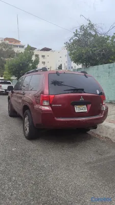 2004 Mitsubishi Endeavor — foto 3 / 8