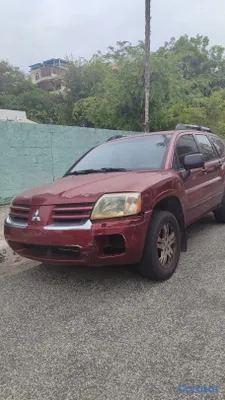 2004 Mitsubishi Endeavor — foto 7 / 8