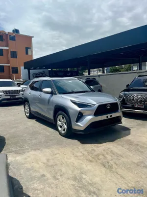 2024 Toyota Yaris Cross FULL — foto 2 / 11