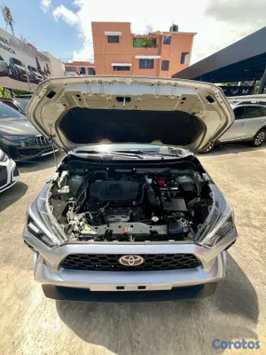 2024 Toyota Yaris Cross FULL — foto 11 / 11