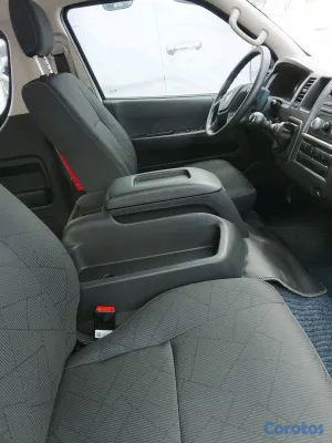 2021 Foton minibus foton — foto 9 / 10