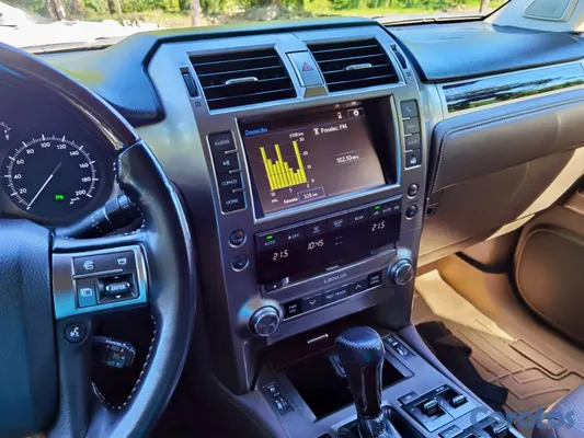 2015 Lexus Gx — foto 8 / 10