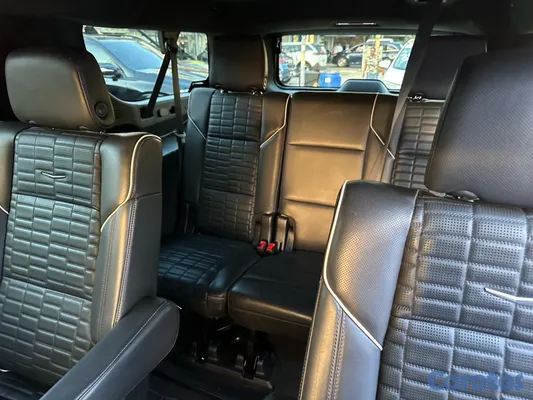 2022 Cadillac Escalade — foto 9 / 12