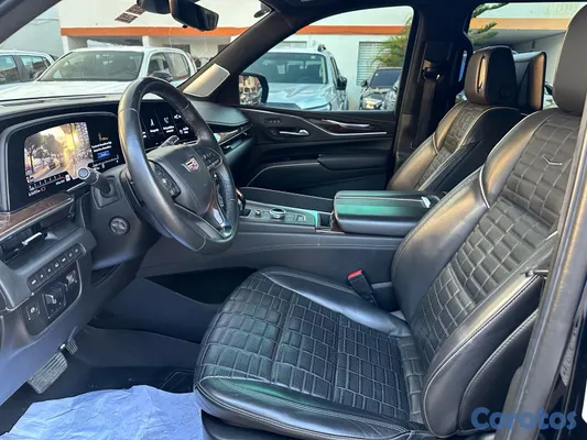2022 Cadillac Escalade — foto 11 / 12