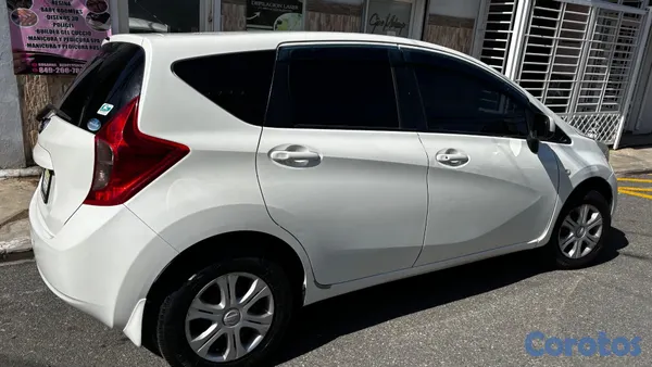 2015 Nissan Note — foto 3 / 5