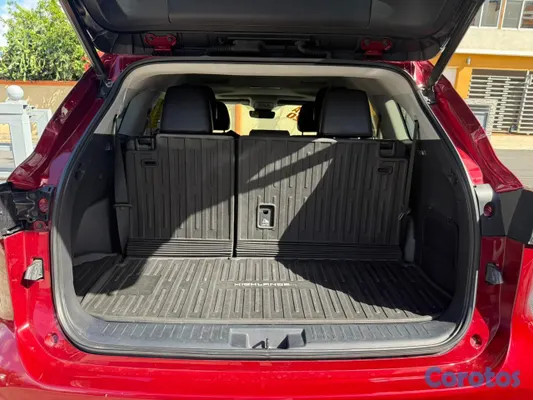 2020 Toyota Highlander — foto 7 / 13