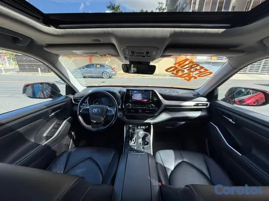 2020 Toyota Highlander — foto 13 / 13