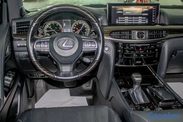 2020 Lexus Lx — foto 9 / 13