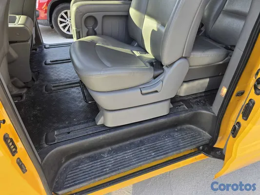2021 Hyundai Grand Starex — foto 2 / 10