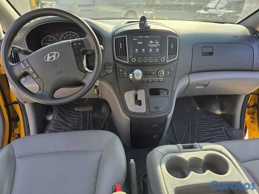 2021 Hyundai Grand Starex — foto 6 / 10
