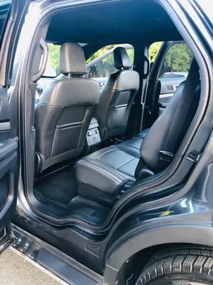 2019 Ford Explorer — foto 8 / 10