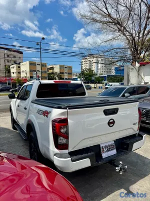 2022 Nissan Frontier — foto 6 / 13