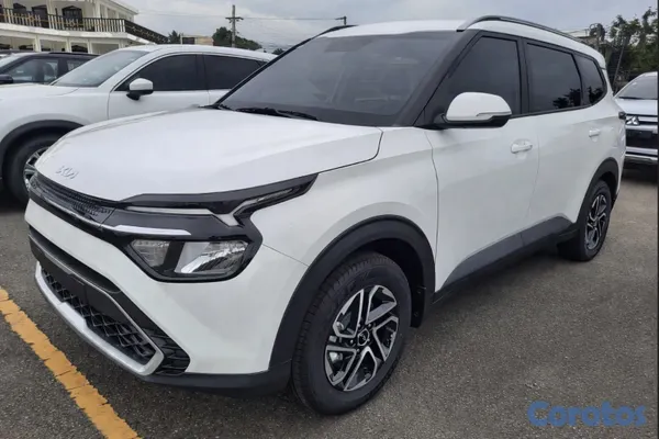2023 Kia carens 2023 de la casa 1.5 dohc