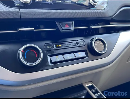 2023 Kia carens 2023 de la casa 1.5 dohc — foto 7 / 10