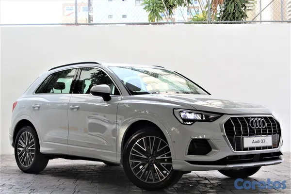 2023 Audi Q3 — foto 2 / 9