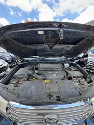 2010 Toyota Land Cruiser — foto 12 / 12