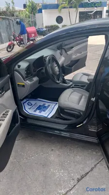 2017 Hyundai Elantra — foto 7 / 9