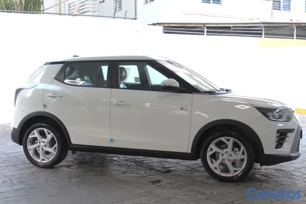 2026 KGM Tivoli — foto 5 / 9