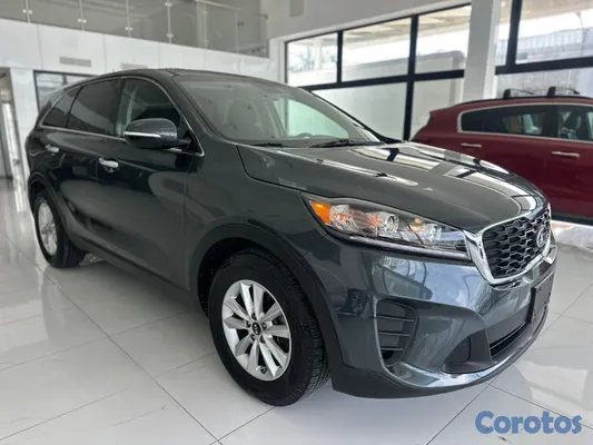 2020 Kia Sorento — foto 10 / 15
