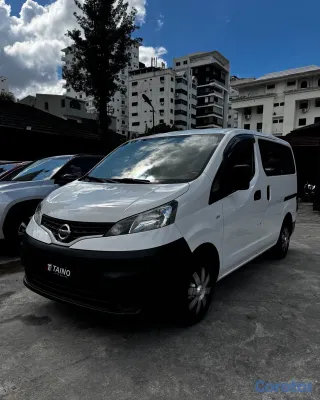 2020 Nissan NV — foto 3 / 8
