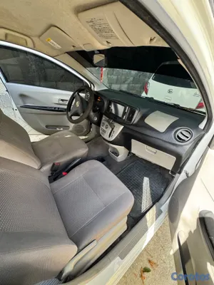 2017 Daihatsu Mira — foto 2 / 5