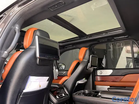 2026 Otra Lincoln Navigator — foto 8 / 13