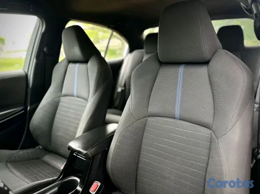 2021 Toyota Corolla — foto 2 / 6