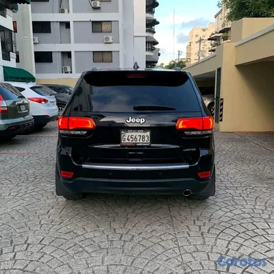 2018 Jeep Grand Cherokee — foto 2 / 12