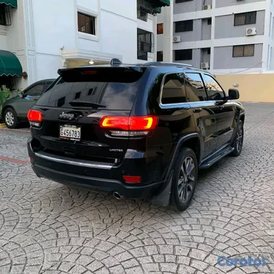 2018 Jeep Grand Cherokee — foto 3 / 12