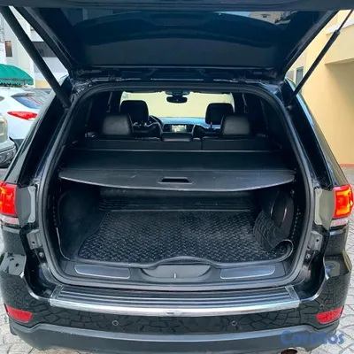 2018 Jeep Grand Cherokee — foto 6 / 12