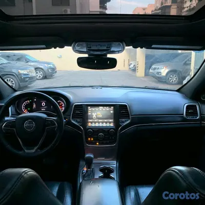 2018 Jeep Grand Cherokee — foto 9 / 12