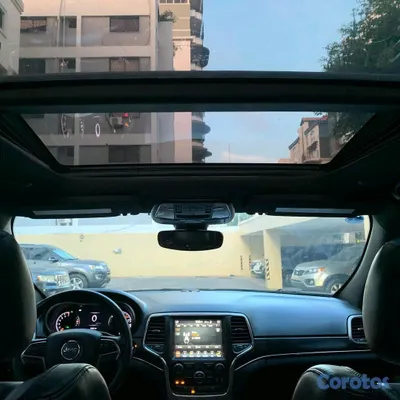 2018 Jeep Grand Cherokee — foto 11 / 12