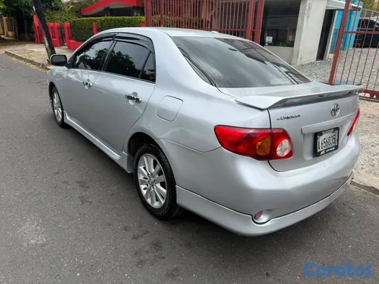 2009 Toyota Corolla — foto 5 / 11