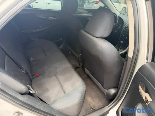 2009 Toyota Corolla — foto 11 / 11