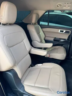 2020 Ford Explorer — foto 2 / 6