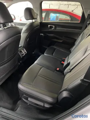 2021 Kia Sorento — foto 7 / 10