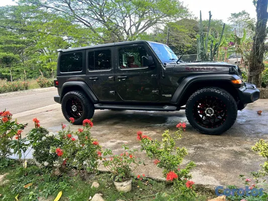 2021 Jeep Sahara — foto 2 / 7