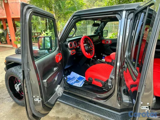2021 Jeep Sahara — foto 4 / 7