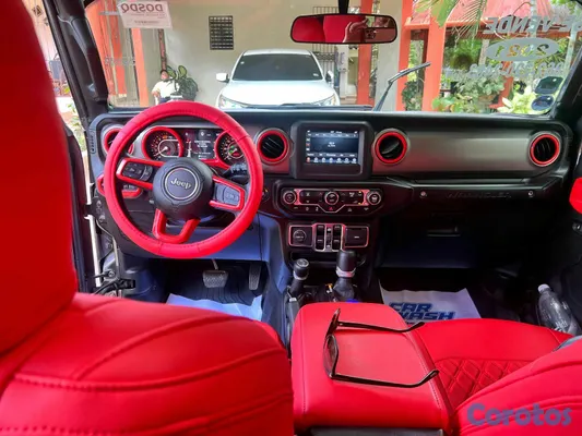 2021 Jeep Sahara — foto 7 / 7