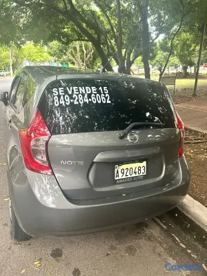 2015 Nissan Note — foto 12 / 13