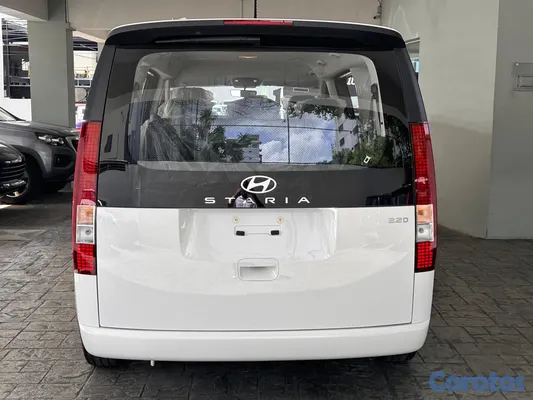 2026 Hyundai Staria — foto 2 / 15