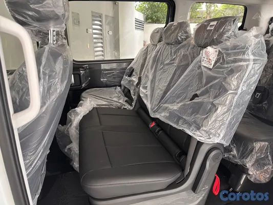 2026 Hyundai Staria — foto 8 / 15