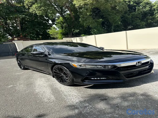 2019 Honda Accord — foto 2 / 10