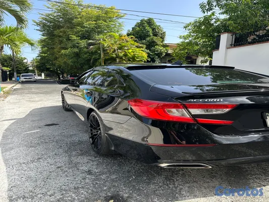 2019 Honda Accord — foto 8 / 10