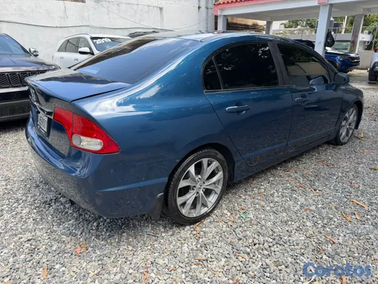 2010 Honda Civic — foto 8 / 10