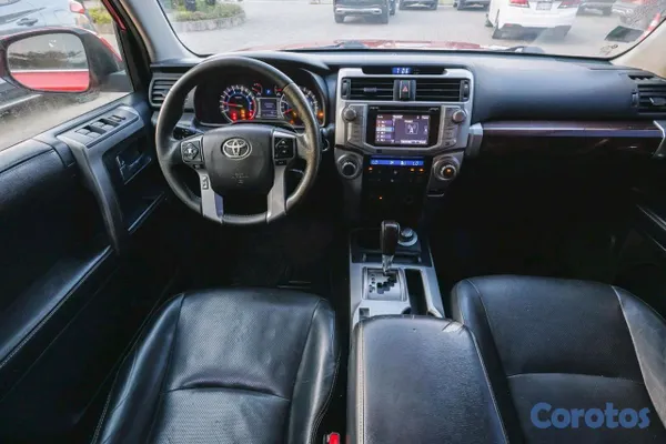 2015 Toyota 4 Runner — foto 11 / 13