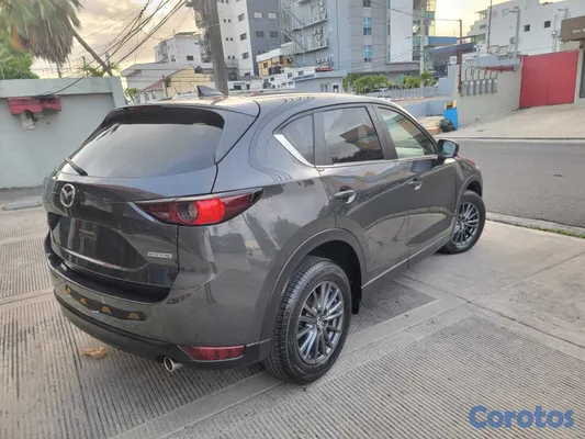 2021 Mazda CX-5 — foto 6 / 9