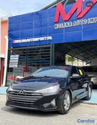 2020 Hyundai Elantra — foto 2 / 4
